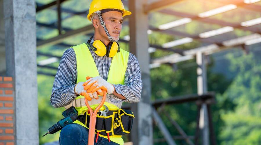 Professional gutter cleaning in Chattanooga, TN